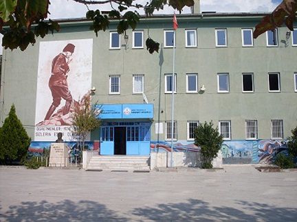 Karahayıt İlkokulu 