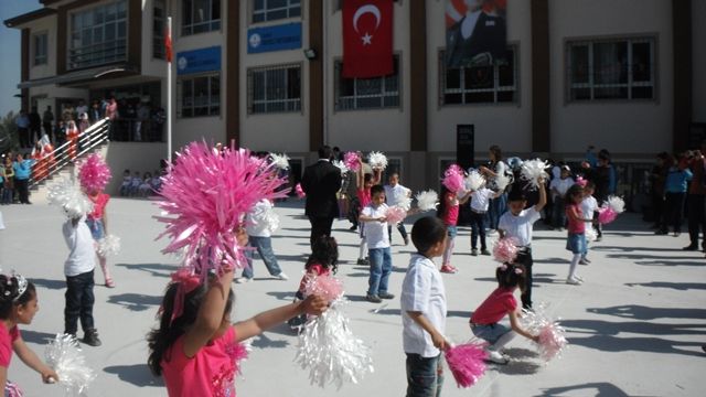 Seren Bayraktar İlkokulu 