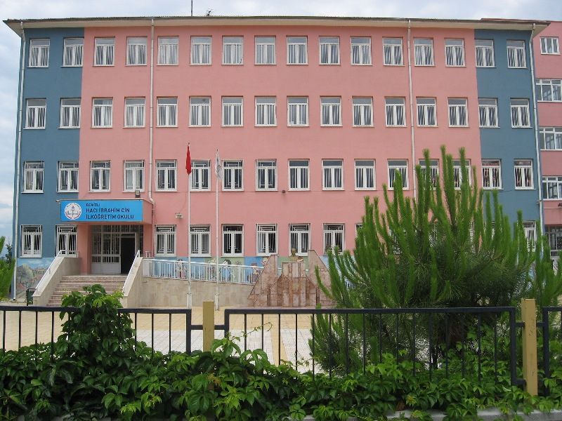 Gözler İlkokulu 