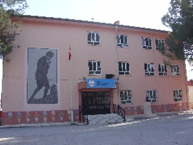 Hasan Başkan Ortaokulu 