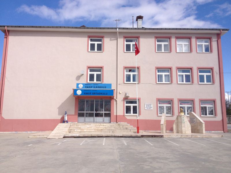 Vakıf Ortaokulu 