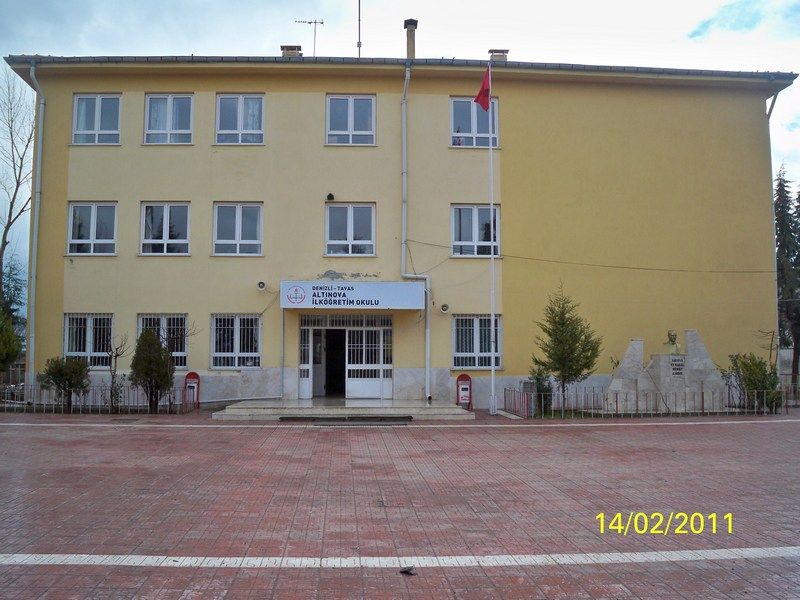 Altınova Ortaokulu 