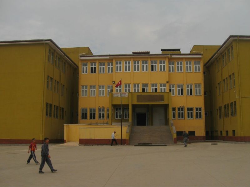 Beyaztebeşir İlkokulu 