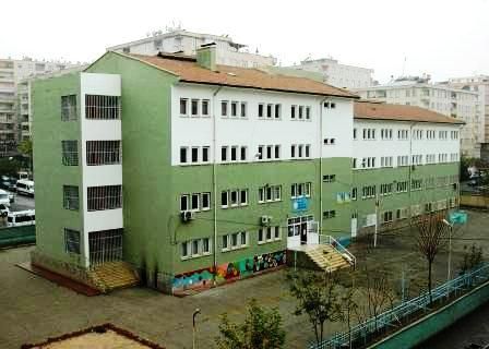 Mevlana Halit İlkokulu 