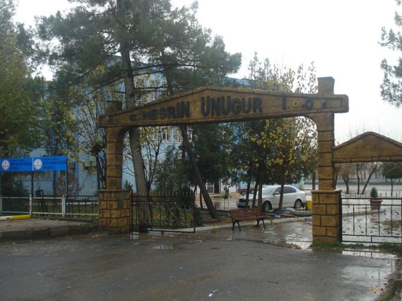 Şehit Nesrin Ünügür Ortaokulu 