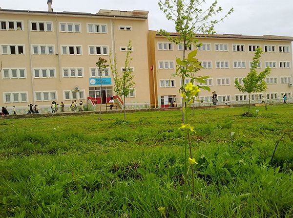 Yukarısalat Ortaokulu 