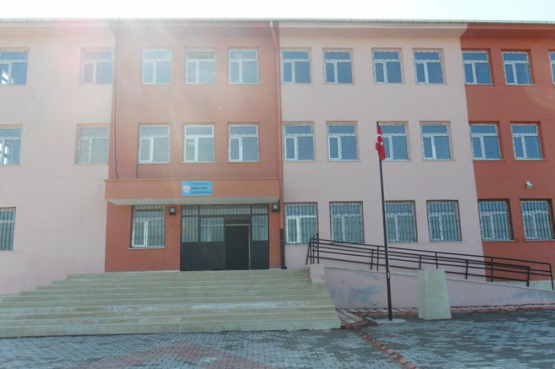 Güngeçti Ortaokulu 