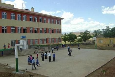 Alabuğday Ortaokulu 