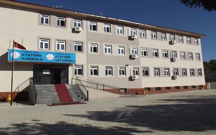 Atatürk İlkokulu 