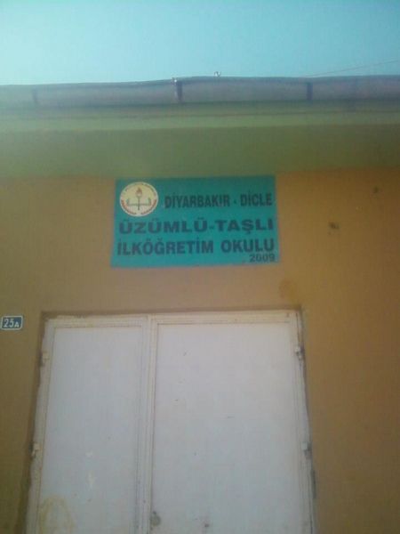 Taşli Mezrasi İlkokulu 