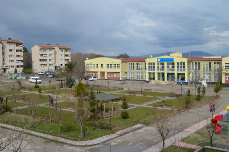 Ergani İmkb Yatılı Bölge Ortaokulu 