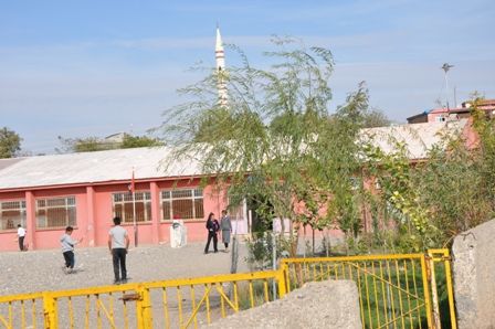 Aşağıkuyulu İlkokulu 