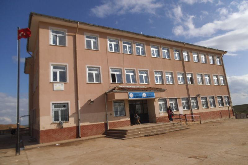 Yazgı İlkokulu 