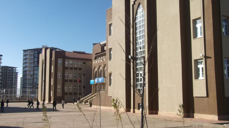 Akşemsettin Ortaokulu 