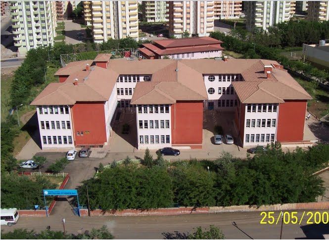 Şehit Polis Sabri Kün İlkokulu 