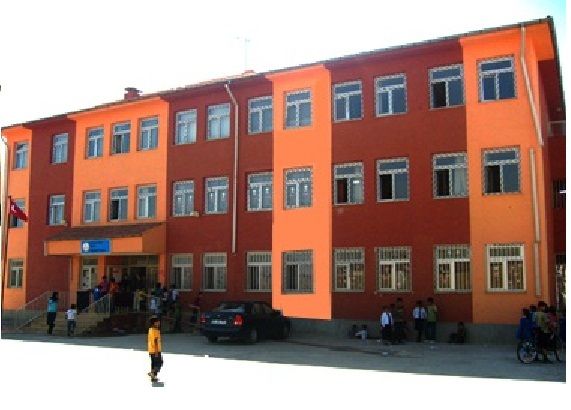Şaklat Ortaokulu 