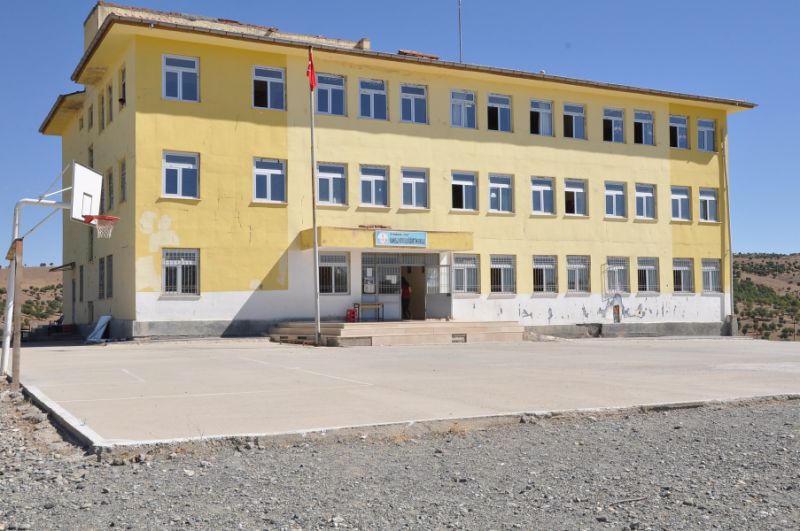 Kamışlı İlkokulu 