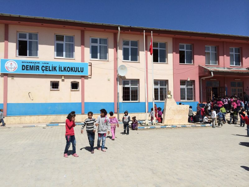 Demirçelik İlkokulu 