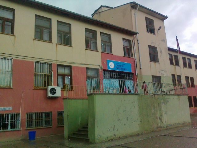 Cumhuriyet Ortaokulu 