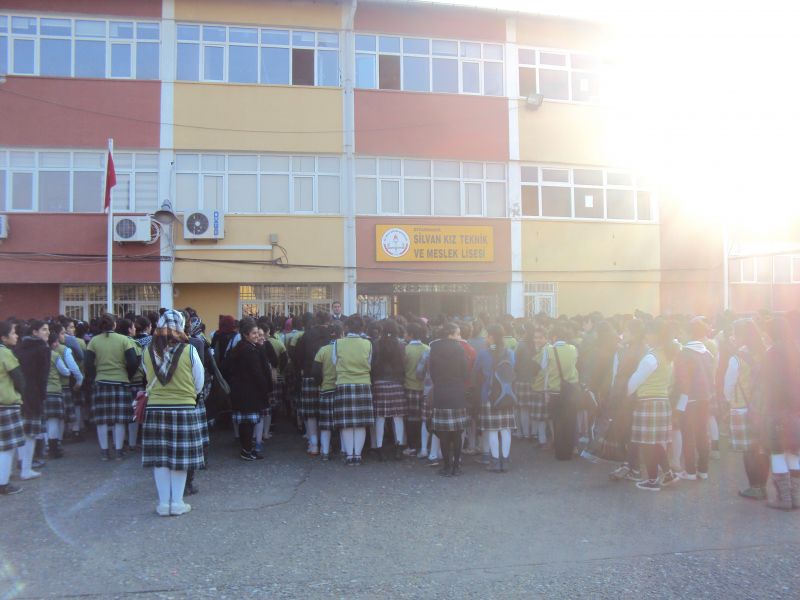 Hasuni Mesleki Ve Teknik Anadolu Lisesi 