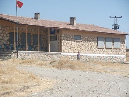 Akdere İlkokulu 