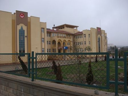 Selahaddinî Eyyübi Ortaokulu 