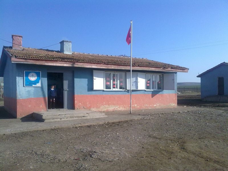 Akçaköy İlkokulu 