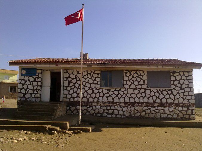 Karahacı İlkokulu 