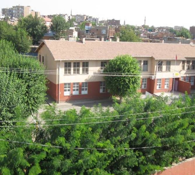 Alparslan Anadolu Lisesi 