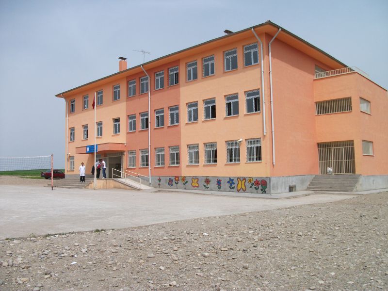 Şefik Alakuş Ortaokulu 