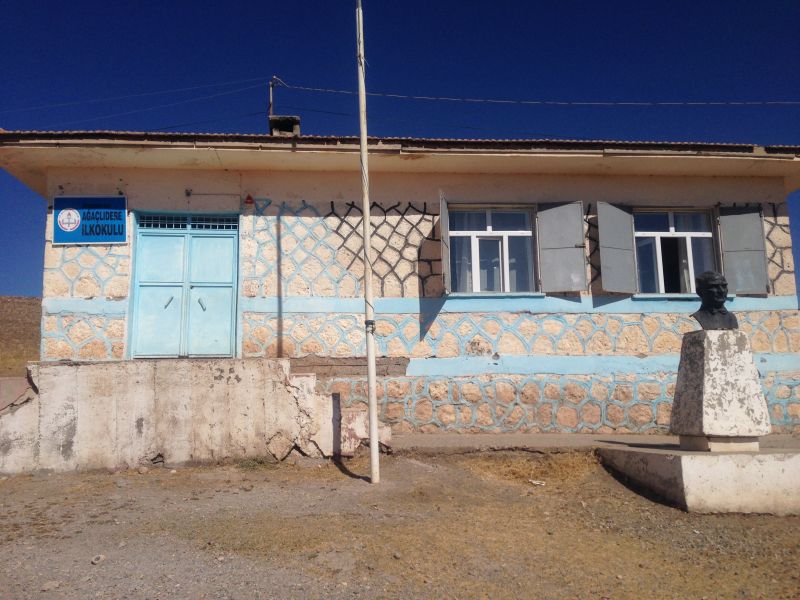 Ağaçlıdere İlkokulu 