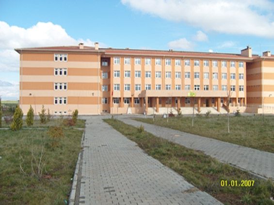 İlbaş İlköğretim Okulu 