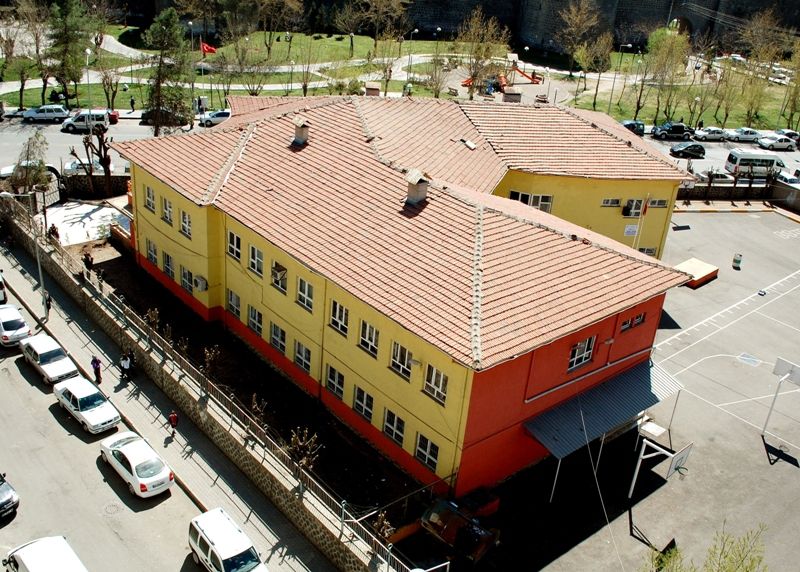 Ali Emiri Ortaokulu 