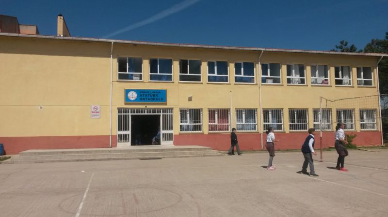 Atatürk Ortaokulu 