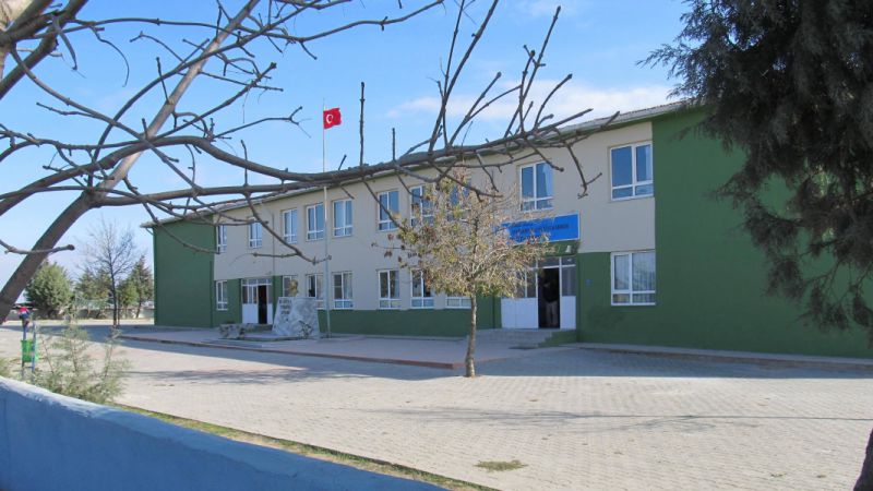 Yeni Karpuzlu Mustafa Gergin Ortaokulu 