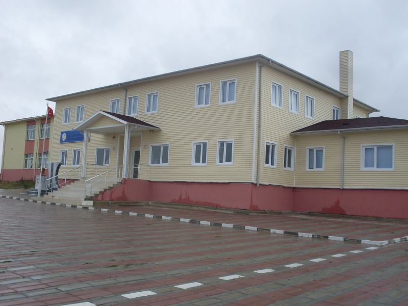 Esetçe Suzan Demirci Çağdaş Yaşam İlkokulu 
