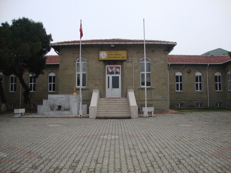 Hersekzade Anadolu İmam Hatip Lisesi 