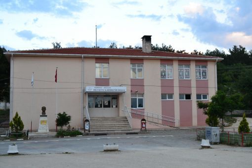 Mecidiye İlkokulu 