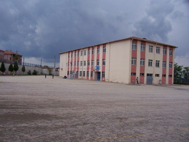 Bademlik Ortaokulu 