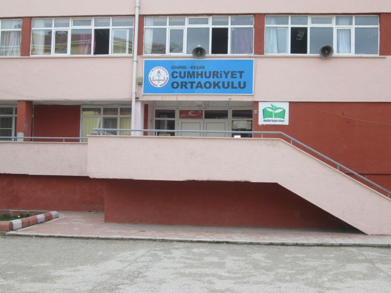 Cumhuriyet Ortaokulu 