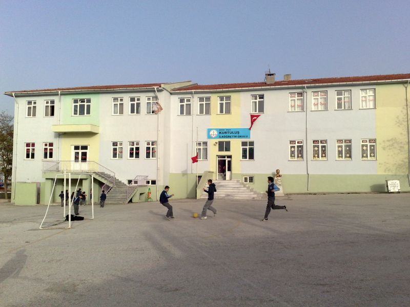 Kurtuluş İlkokulu 
