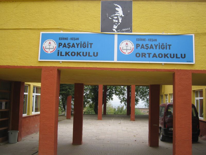 Paşayiğit Ortaokulu 