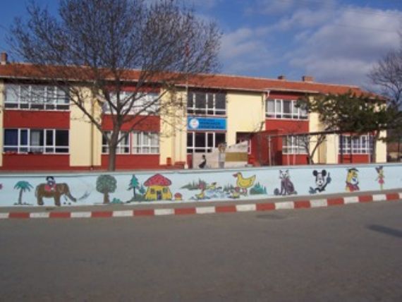 Yenimuhacir İlkokulu 