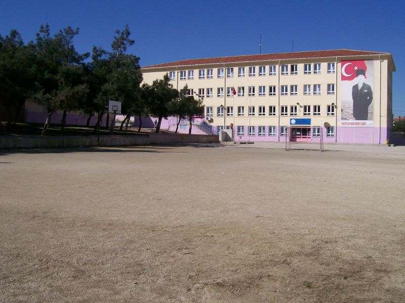 Rasim Ergene İlkokulu 