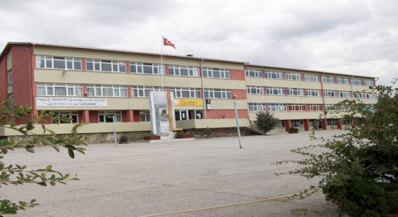80 Yıl Cumhuriyet Anadolu Lisesi 