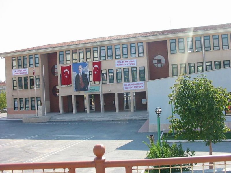Plevne İlkokulu 