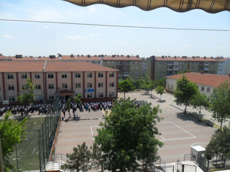 Kırkpınar Ağası Alper Yazoğlu Ortaokulu 