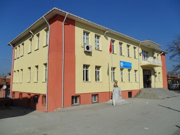 Cumhuriyet Ortaokulu 