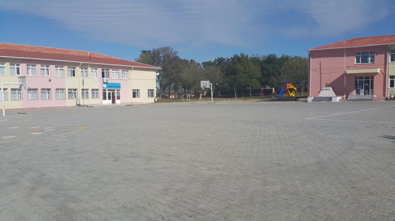 Cumhuriyet İlkokulu 