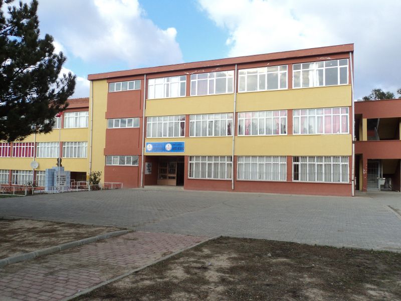 Kurtbey Ortaokulu 